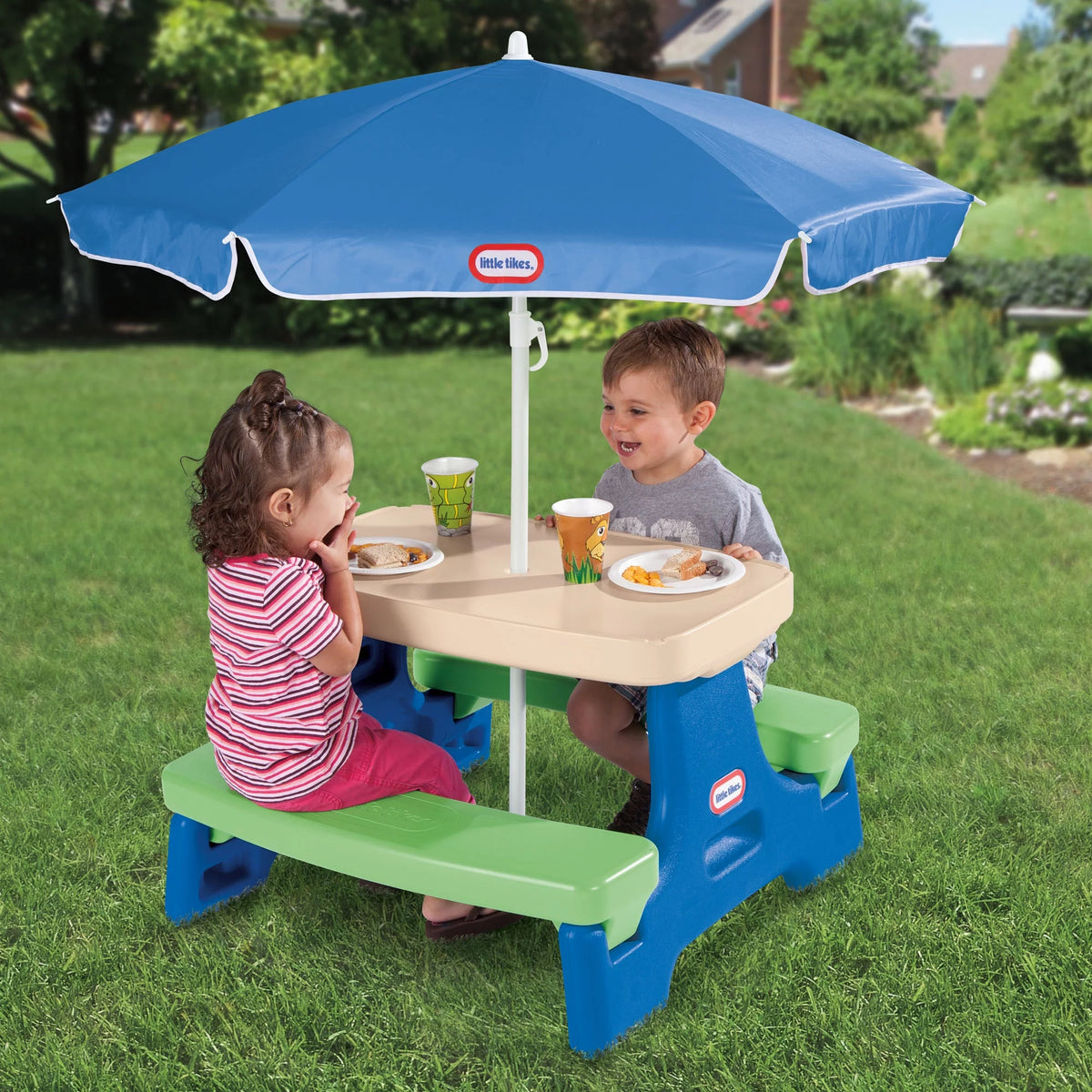 Blue & Green Kids Play Table with Umbrella R7184