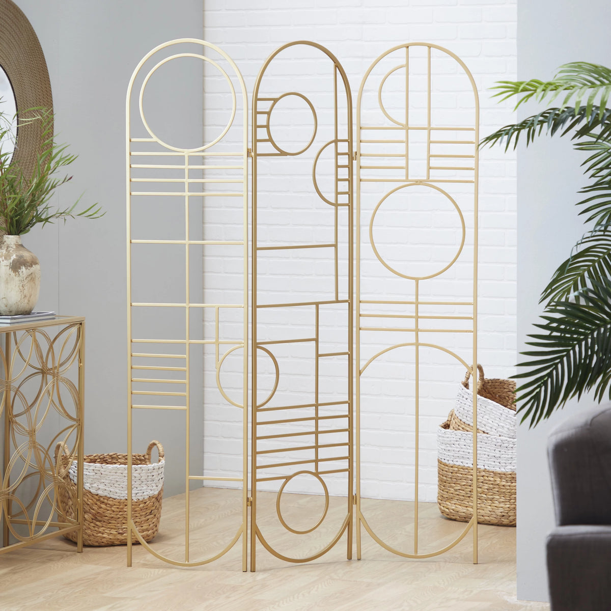 Metal 3 Panel Room Divider Screen with Geometric Pattern E6678
