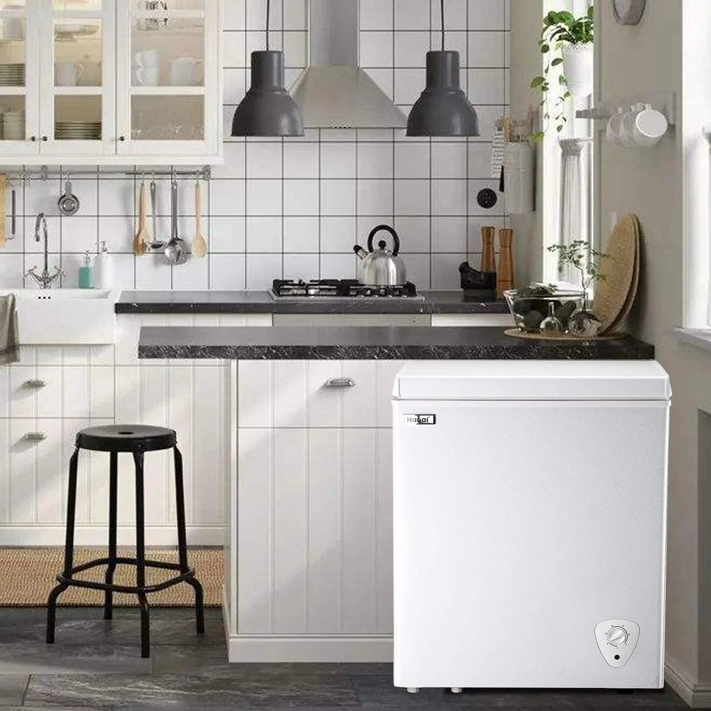 White 5.0 Cu.ft. Chest Freezer A46137