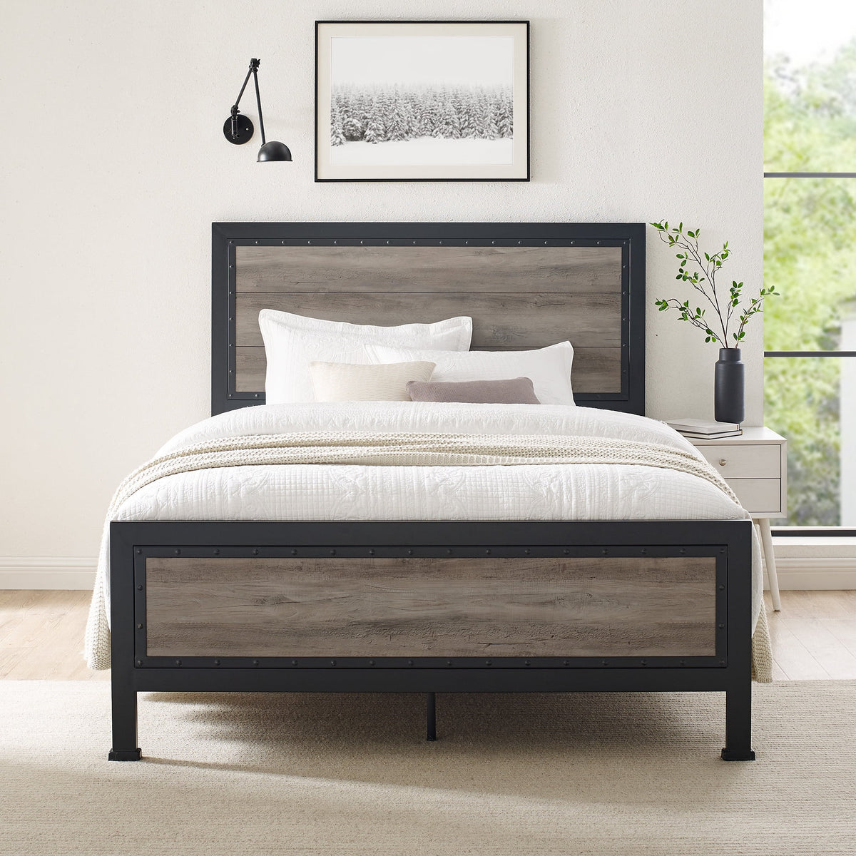 Queen Size Rustic Oak Bed F90898