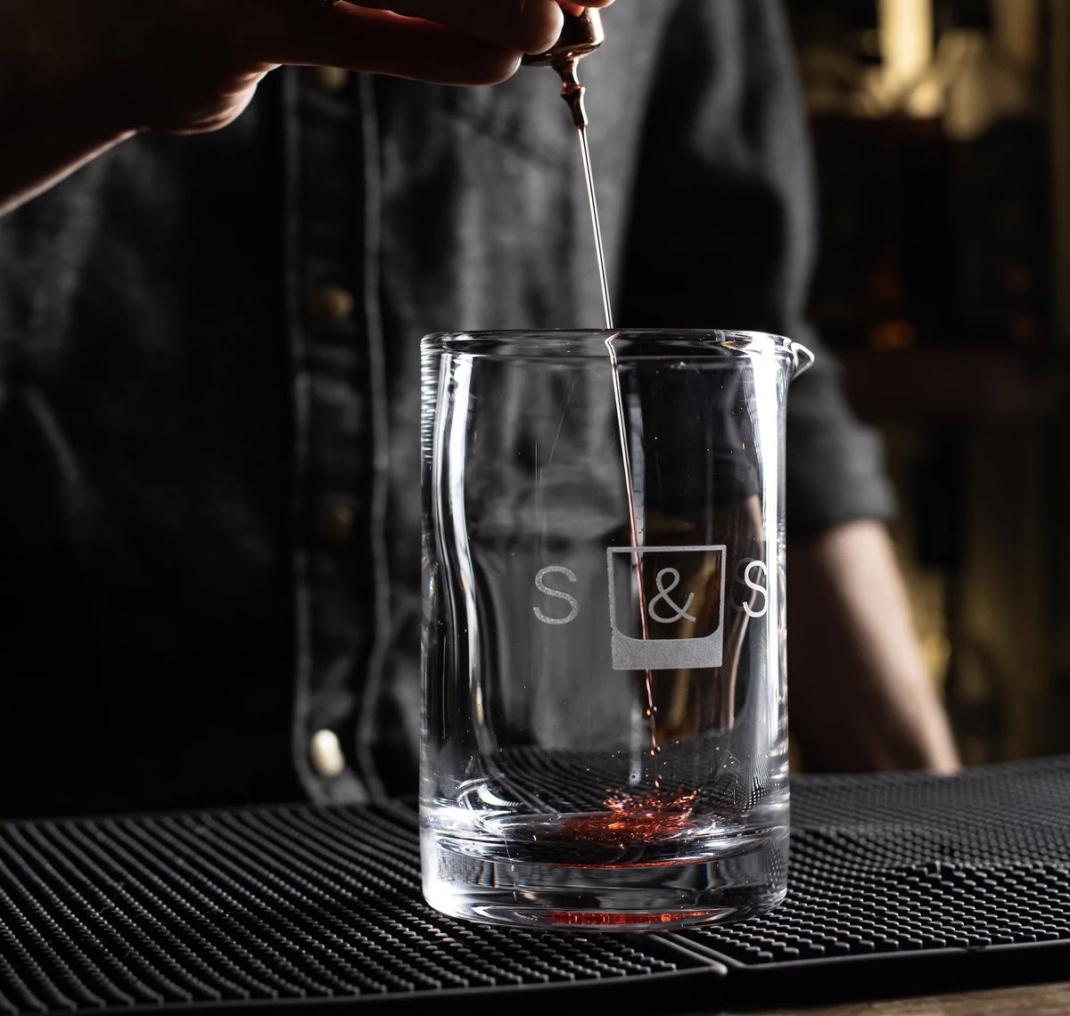 XL Seamless Mixing Glass 24 oz X851456