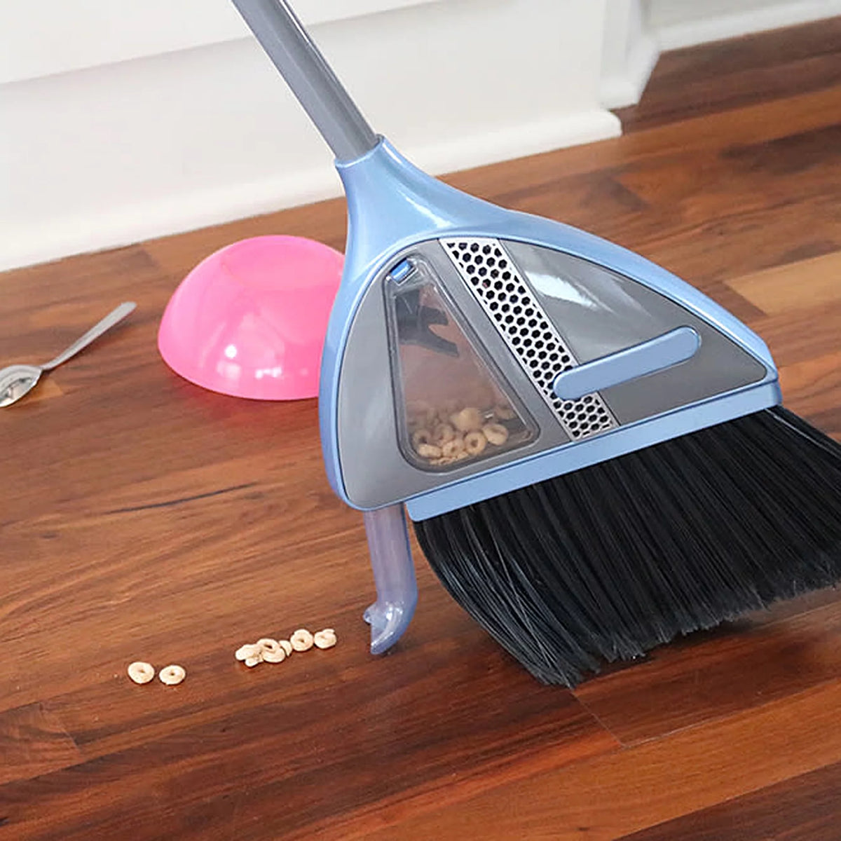 Vacuum Broom O2152