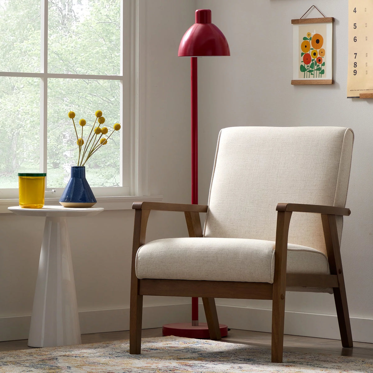 Cream Wood Frame Accent Chair O5529