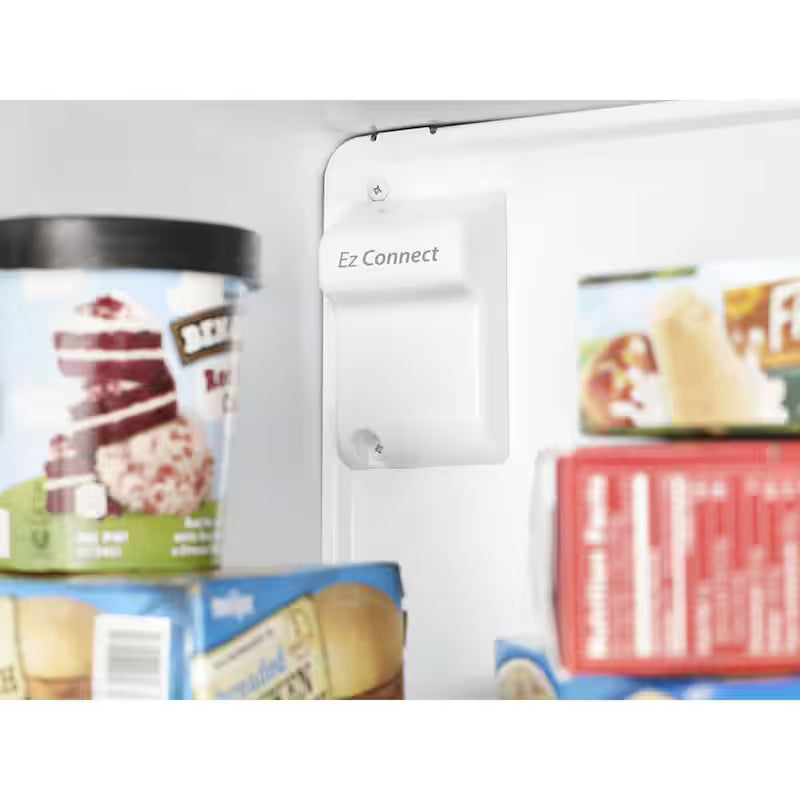 17.6 cu. ft. Black Stainless Top Freezer Refrigerator D6822