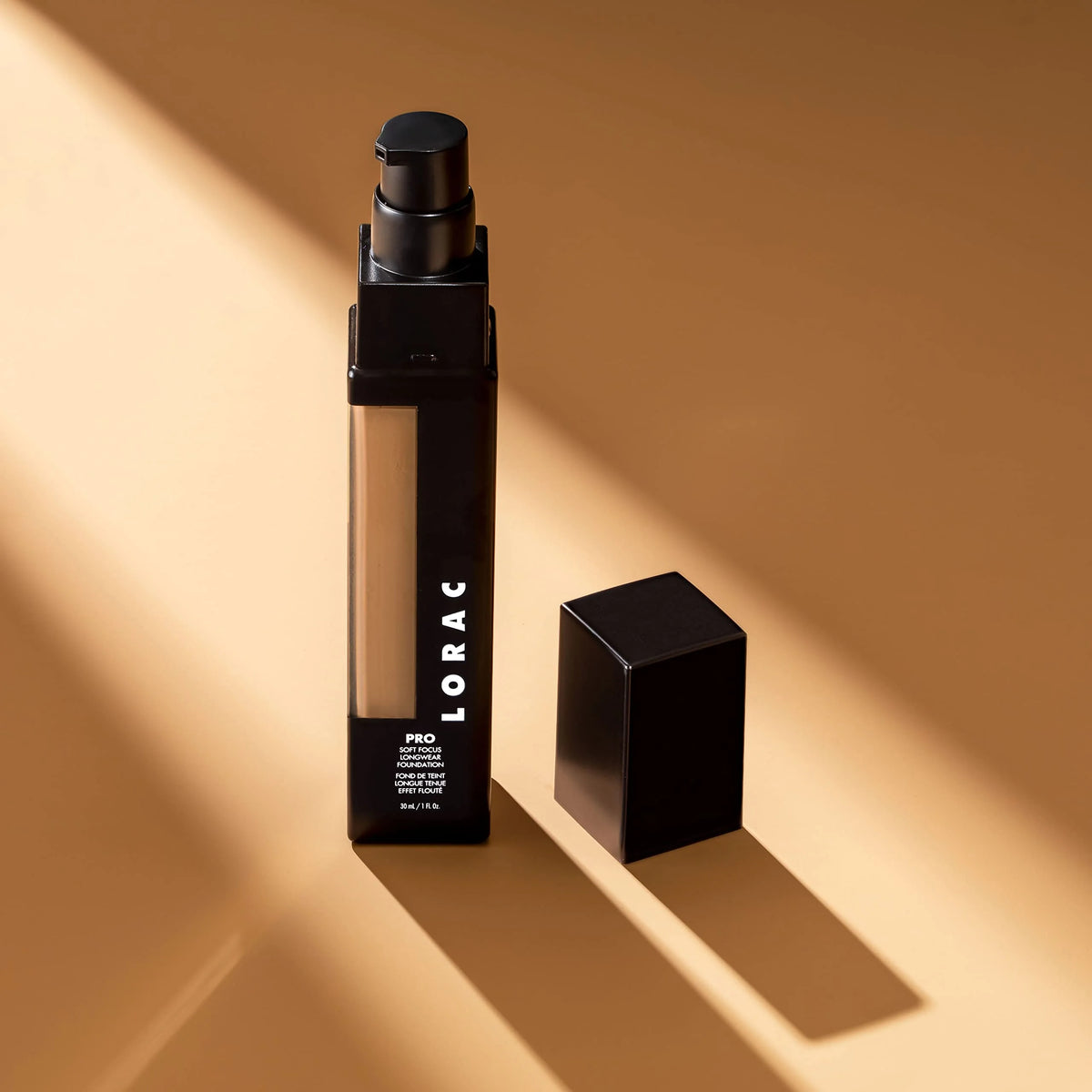 Lightweight Oil-Free Full Coverage Foundation X9485