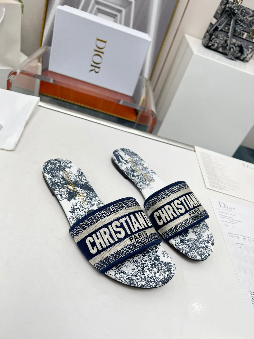 Women Slippers K984