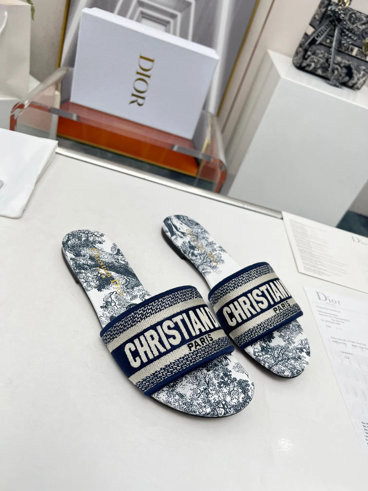 Women Slippers K984